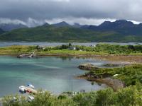 Dunkle Wolken an den Bergen über dem Ryggefjorden bei Kråkberget - Vesterålen